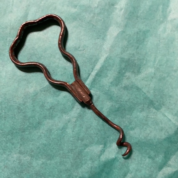 Antique Pocket Metal Folding Corkscrew collection - Picture 6 of 10